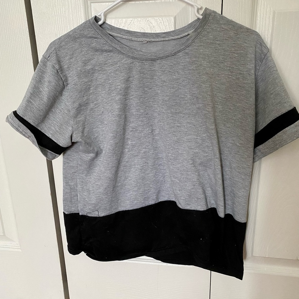Gray color block T shirt